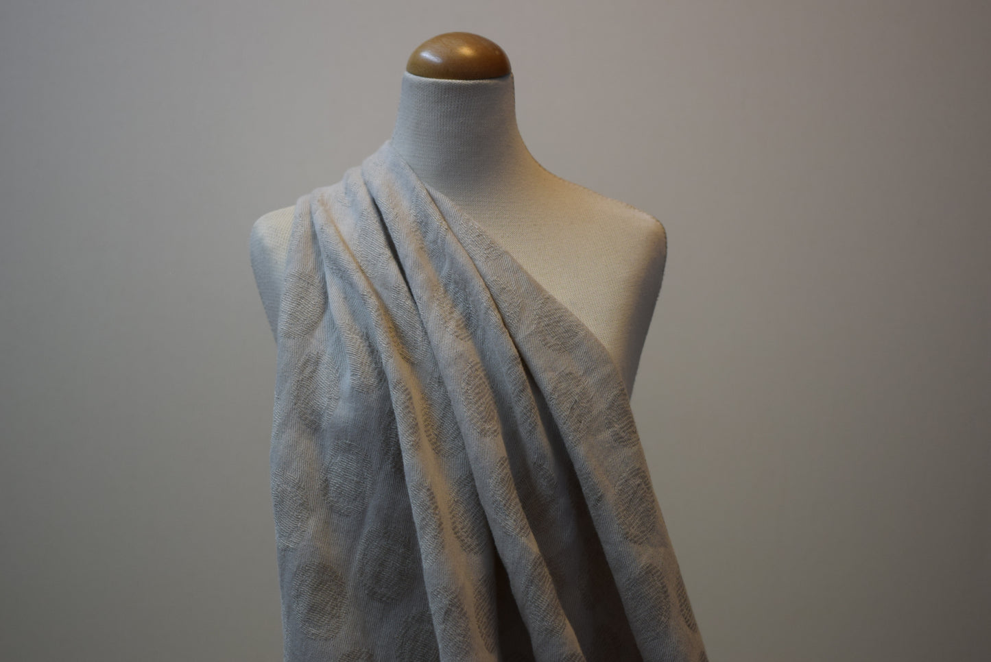 Jacquard Spot - Natural