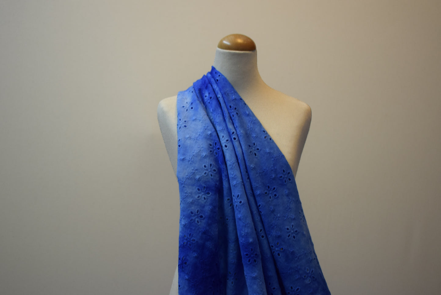 Tie-dye Broiderie Anglaise