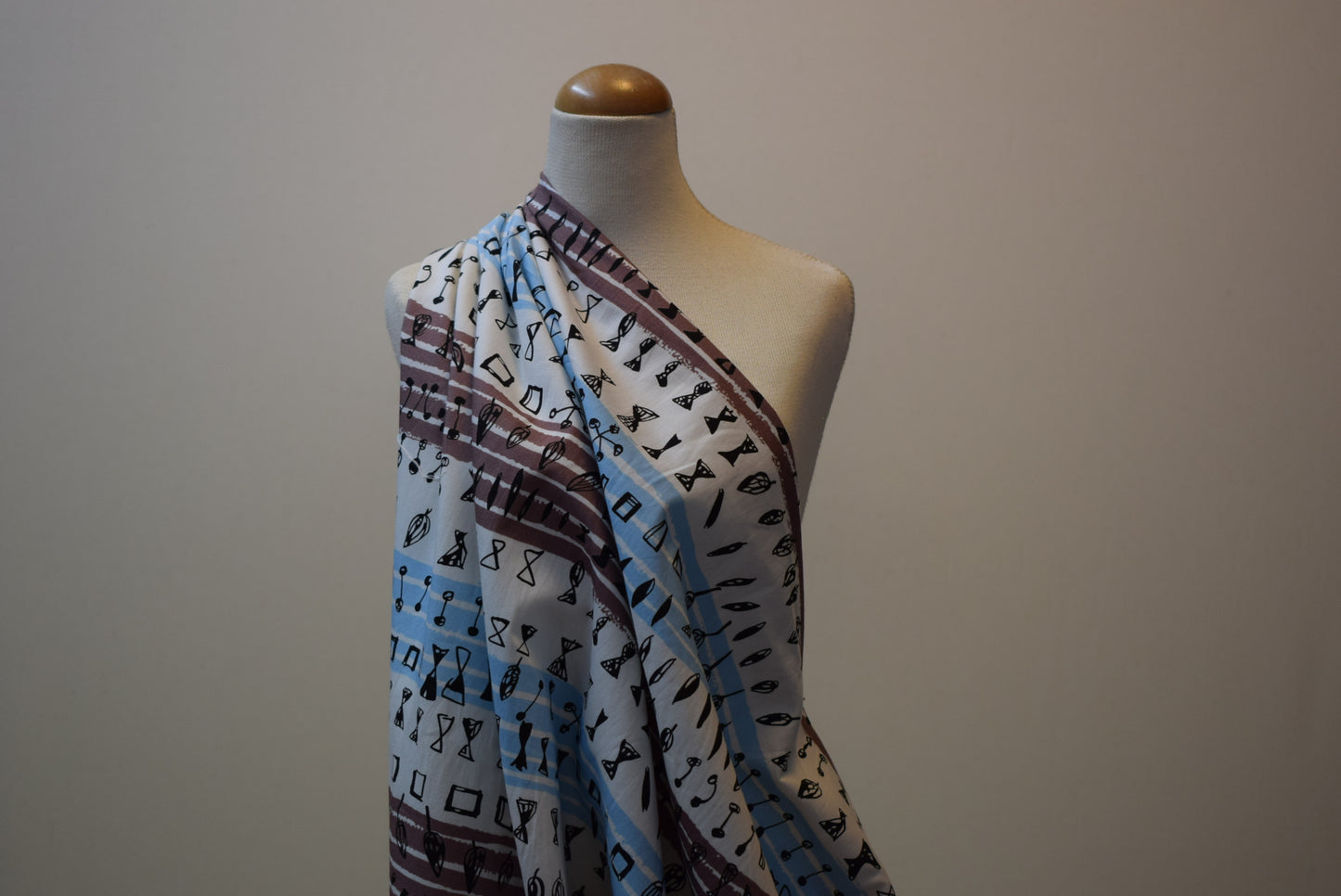 'Lucienne Day' - Serenade