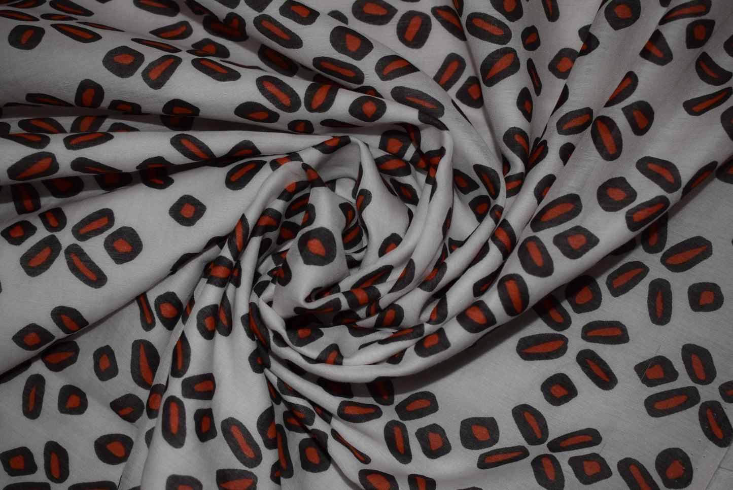 'Red Burst ' Silk Mix Lawn