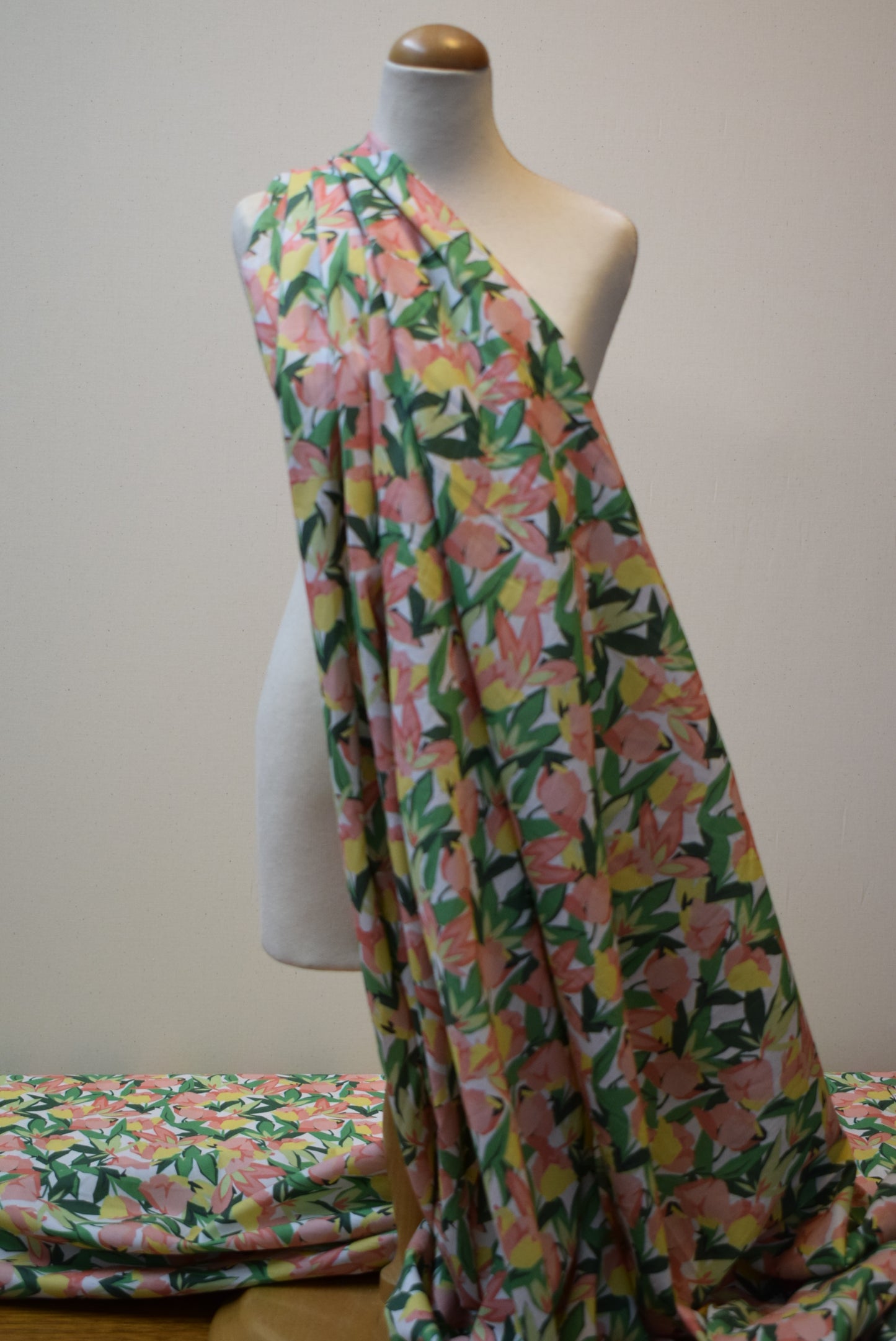 'Summer Blooms' Karlie Lawn