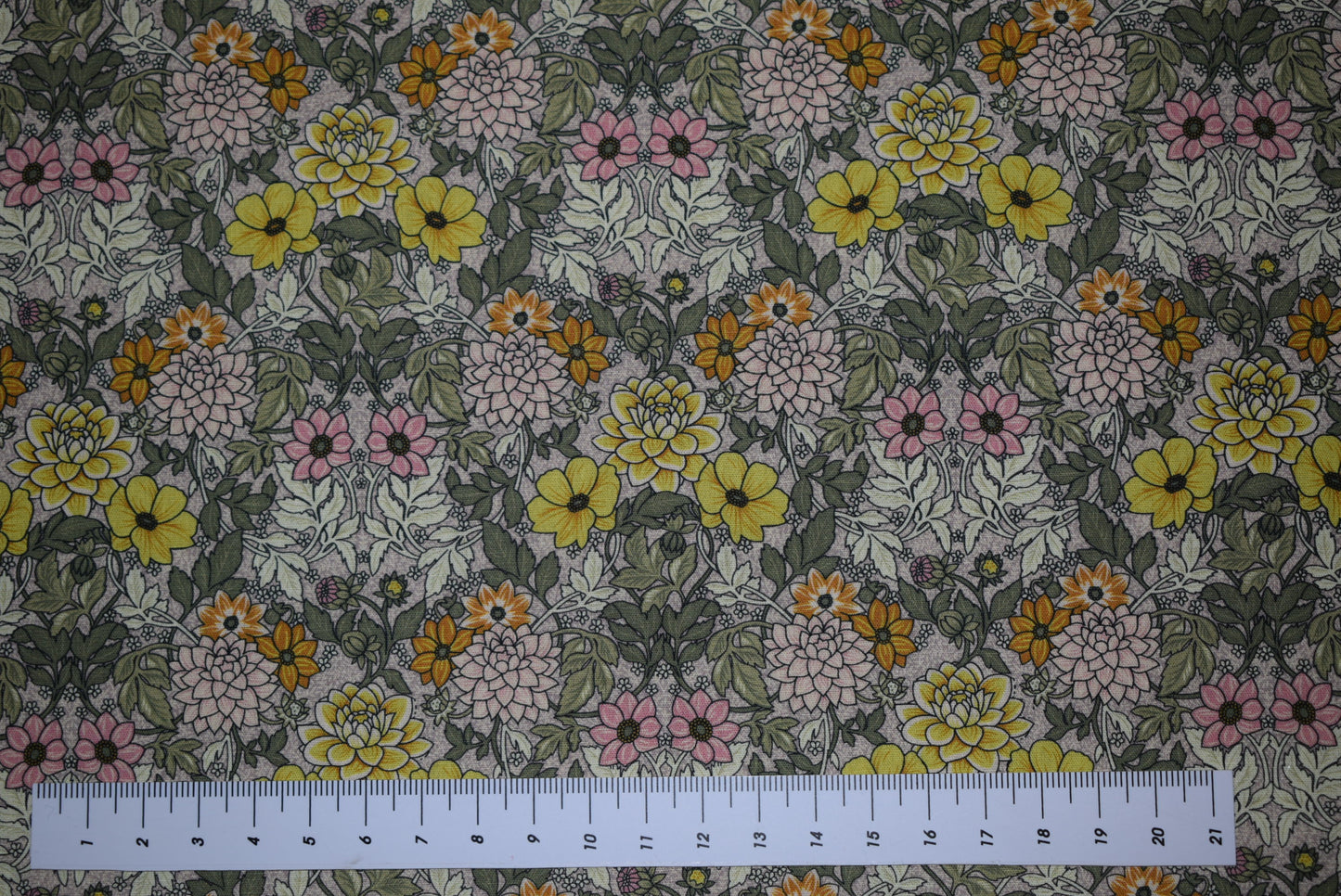 'Esme' printed lawn - sage