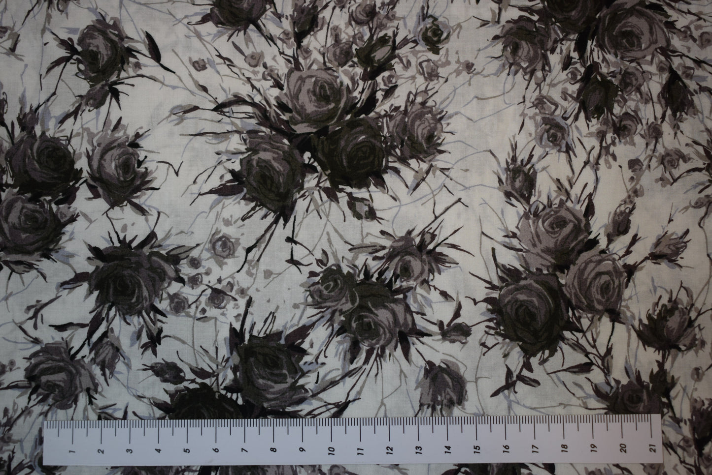 'Rose Posy' Pima Lawn - Grey