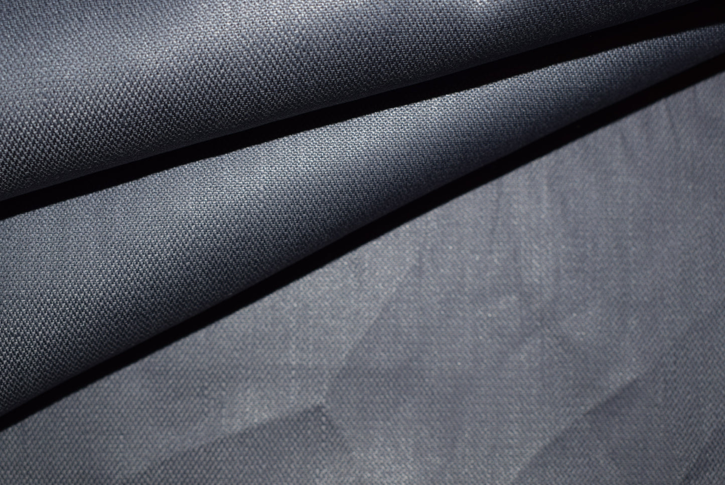 Polished Sharkskin - Grey
