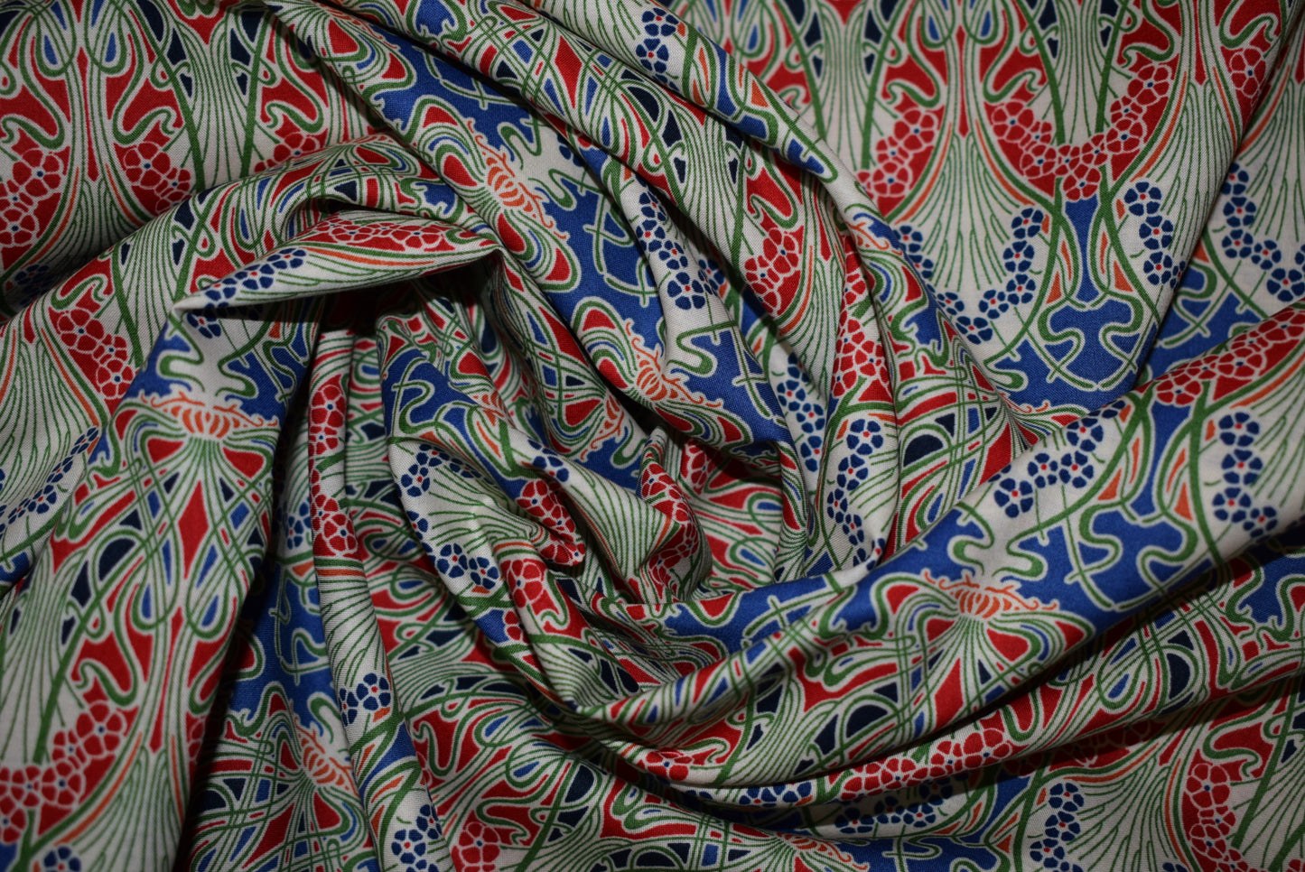 'Art Nouveau' Pima Lawn