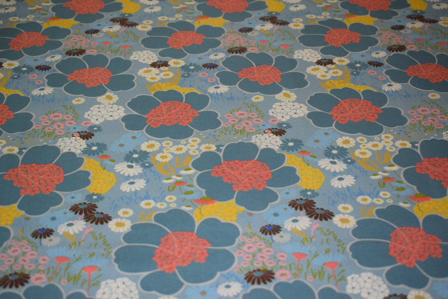 'Blue Meadow' Lawn