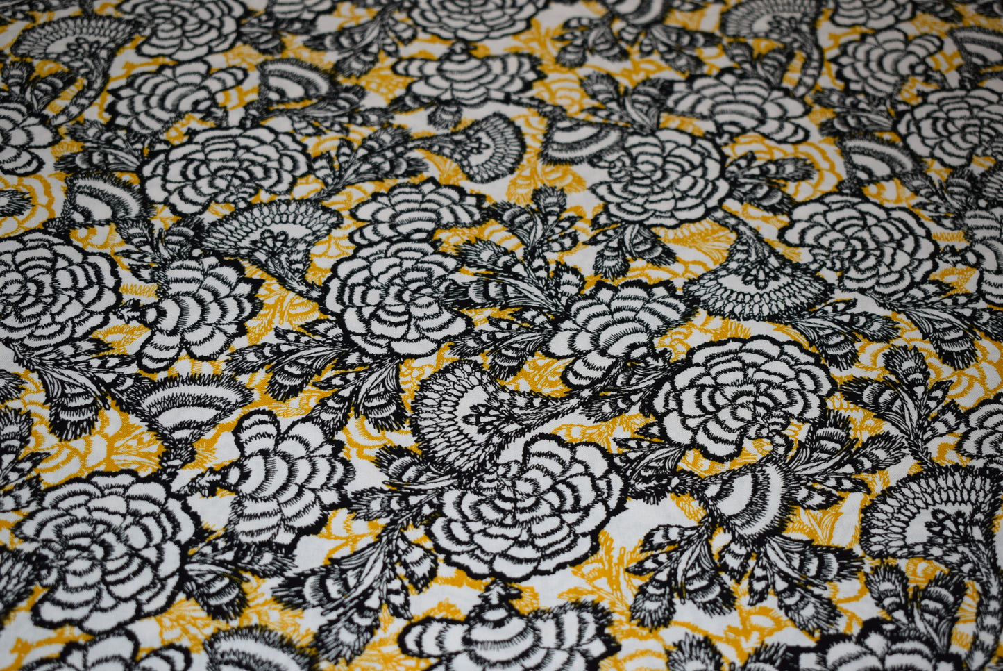 'Fiona' challis - gold