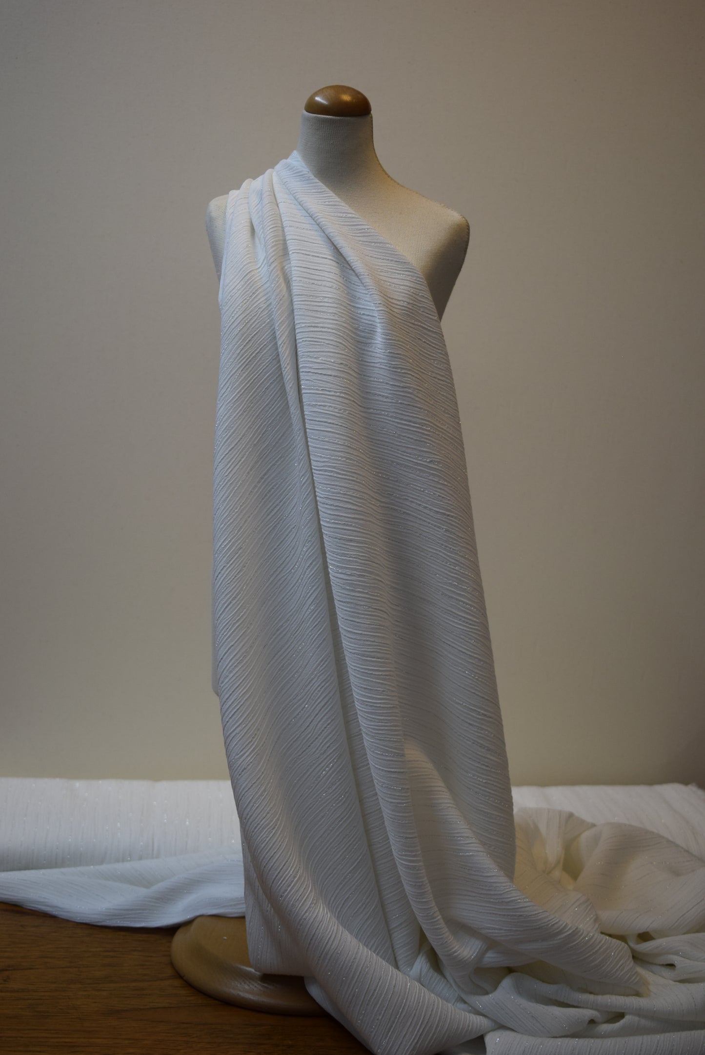 Lurex Stripe Crinkle - Off White