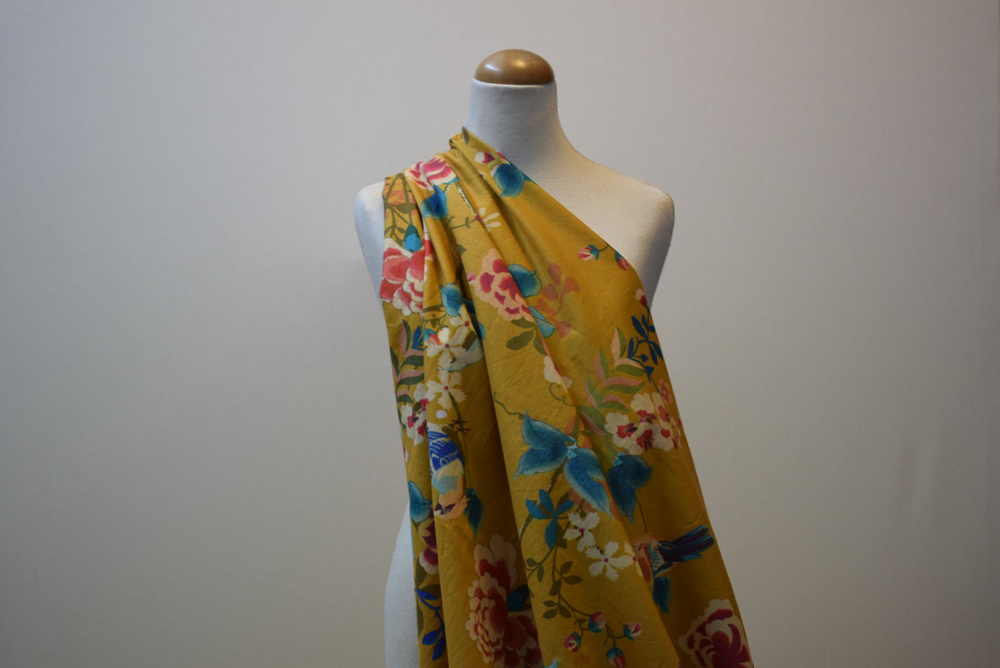 'Finch' sateen print