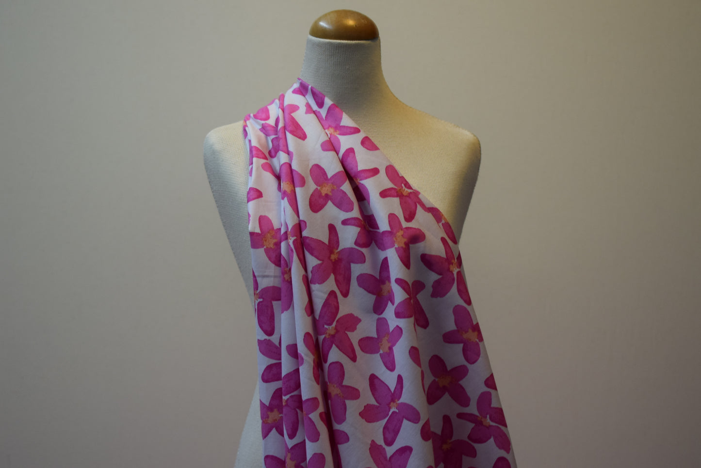 'Clarissa' pima lawn - pink on white