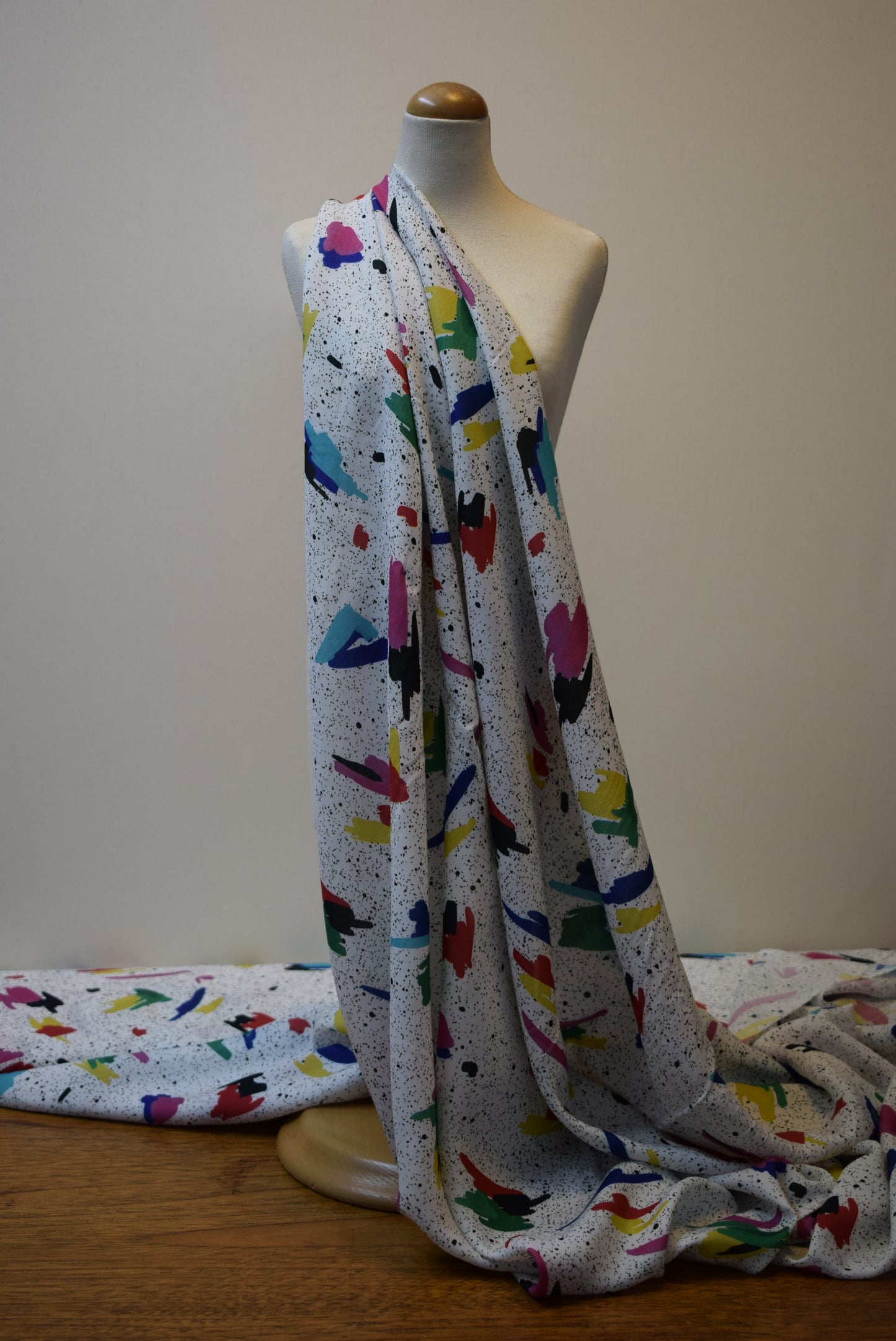 'Stipple & Splash' Challis