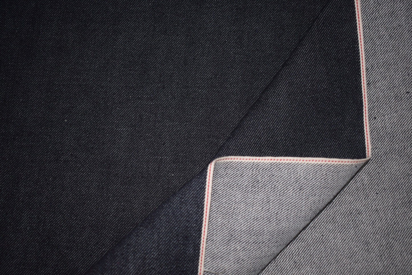 Selvedge Denim Red 11 Oz