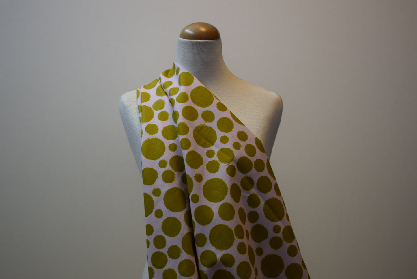 'Frothy Spot' - Lime