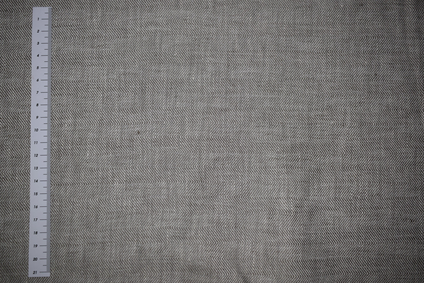 Grey crosswise* herringbone linen *use width for length