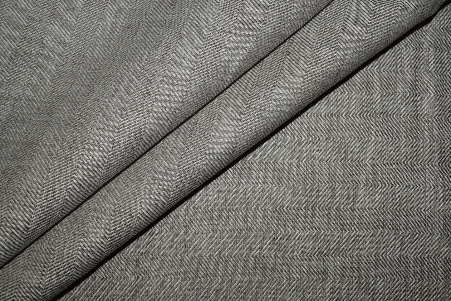 Grey crosswise* herringbone linen *use width for length