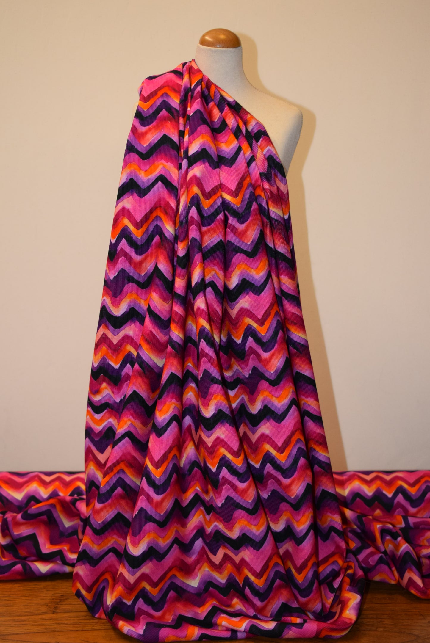 'Little Johnny' Retro Needlecord - Zig Zag