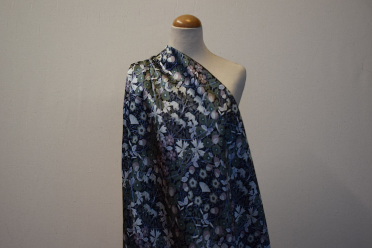 'Moonlit Flowers' Silk Satin- Black