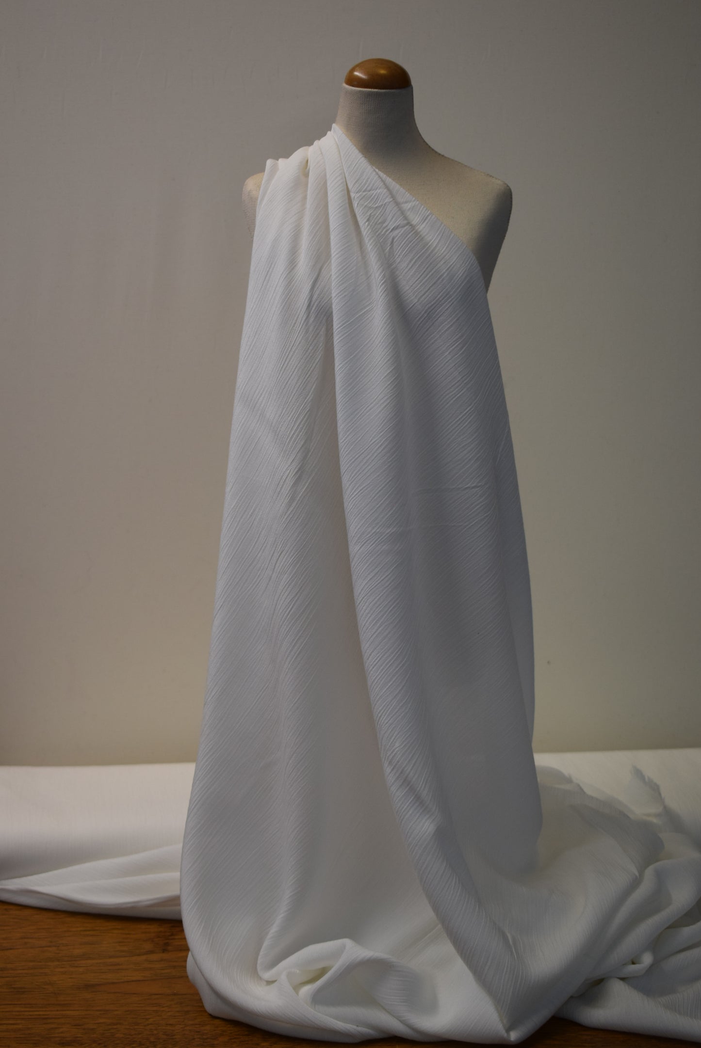 Ivory Crinkle Crépe