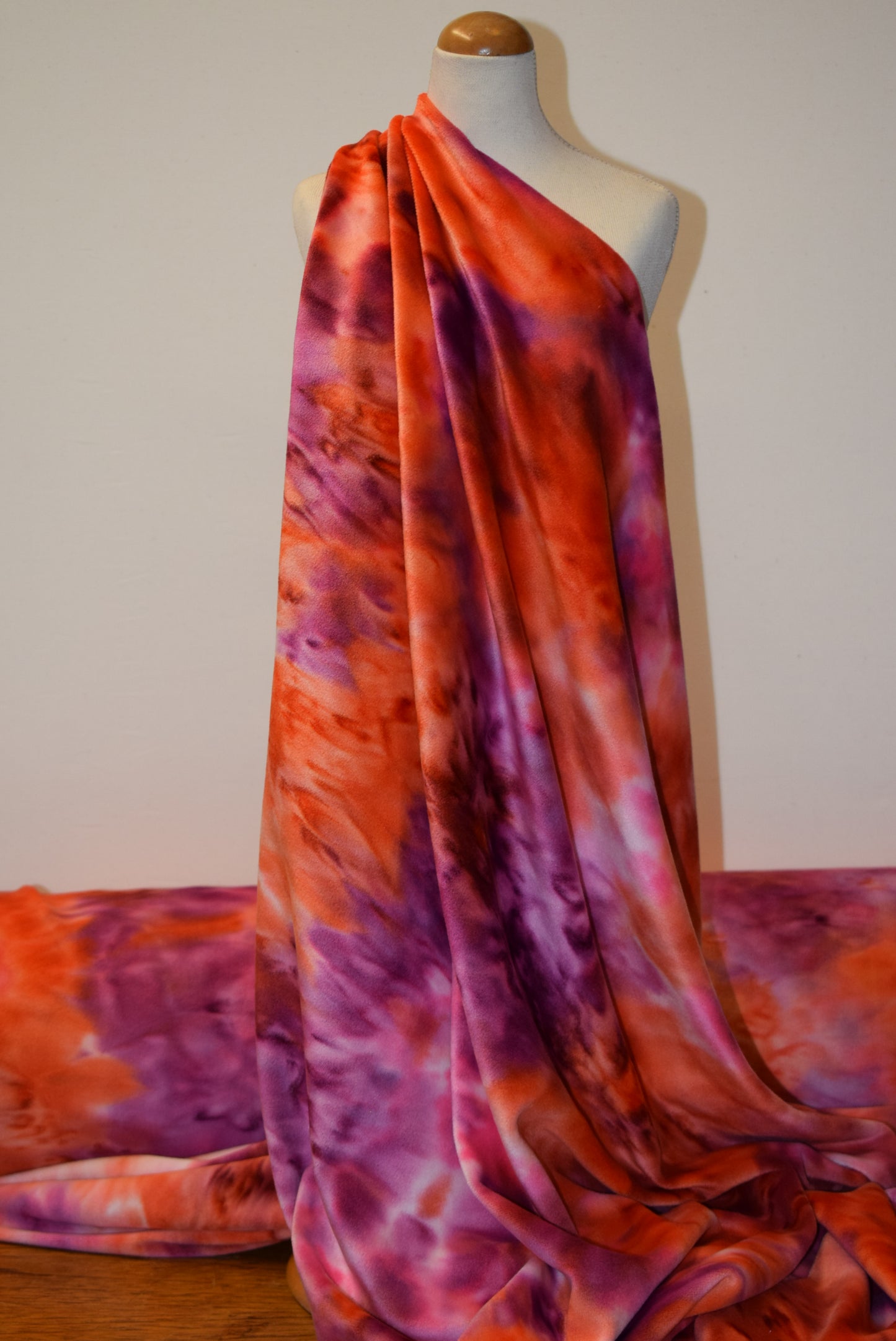 'Ice-Velvet' Batik Velour - 2 Colourways