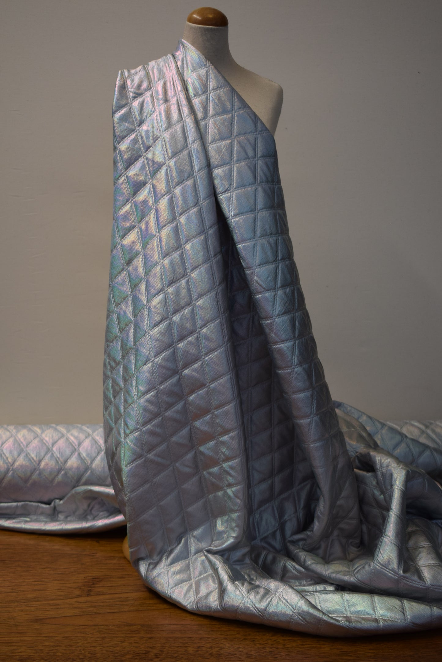 'Mother of Pearl' Quilted Foil