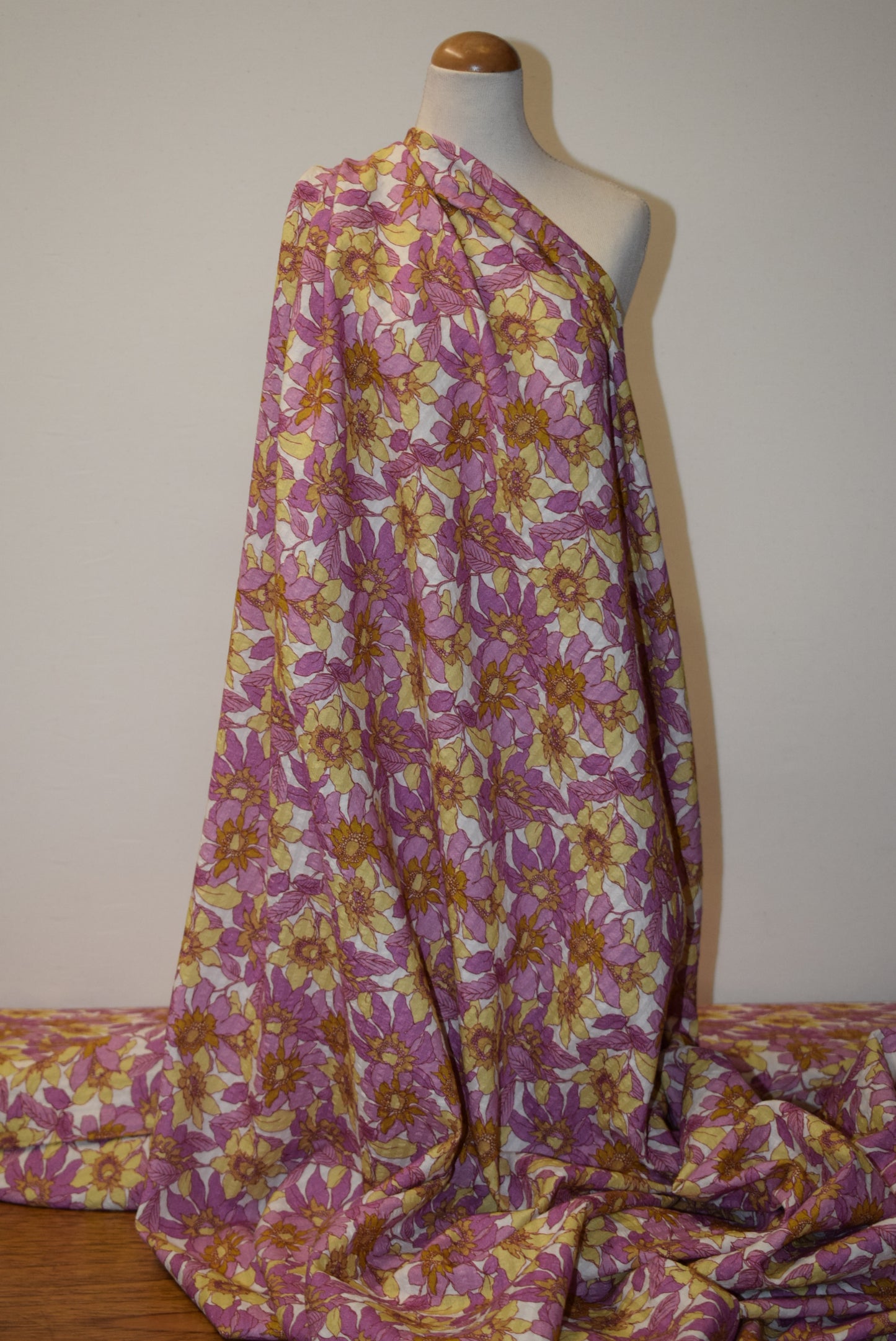 'Beattie' 'Vintage' Seersucker - 2 Colourways