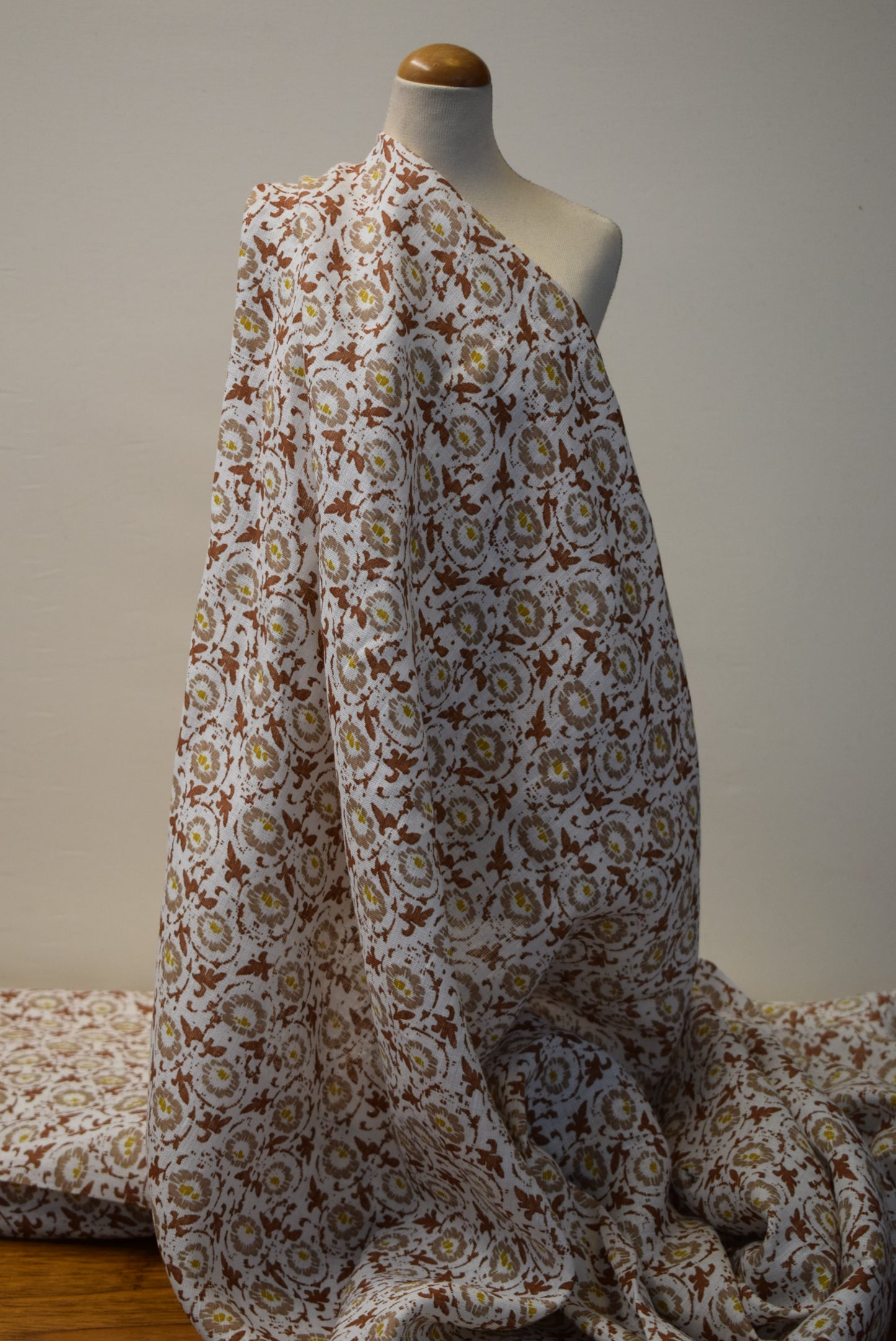 'Heidi' Linen Print - Rust