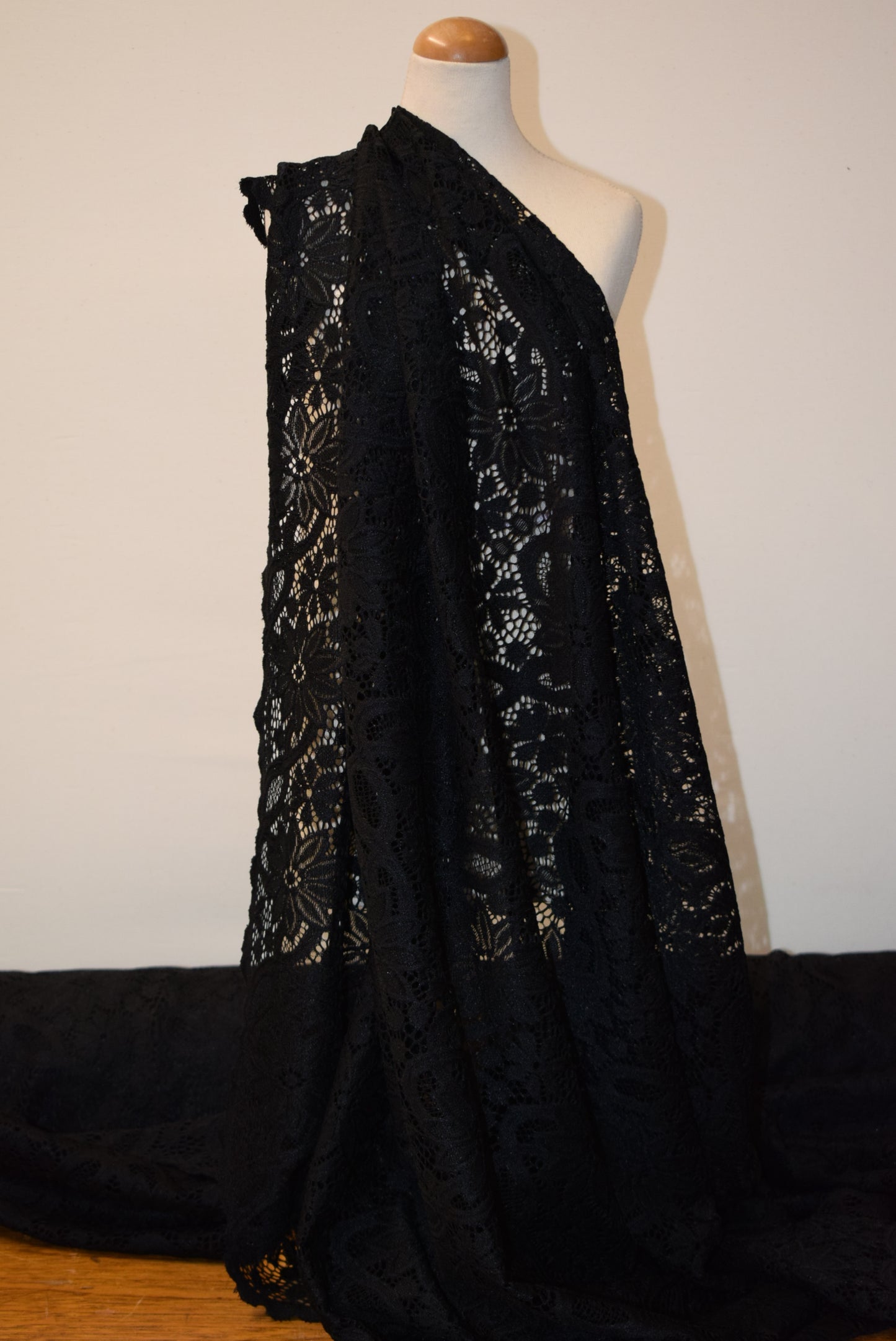 'Madrid' Black Stretch Lace