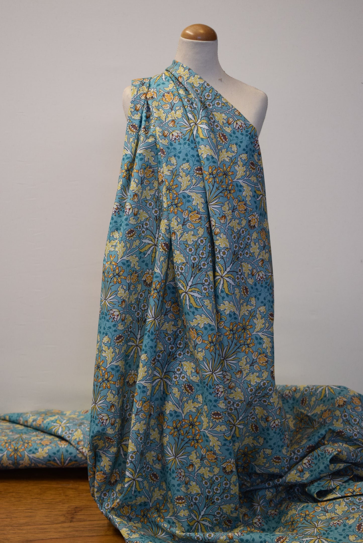 'Leafy Trail - 2 colourways cotton print