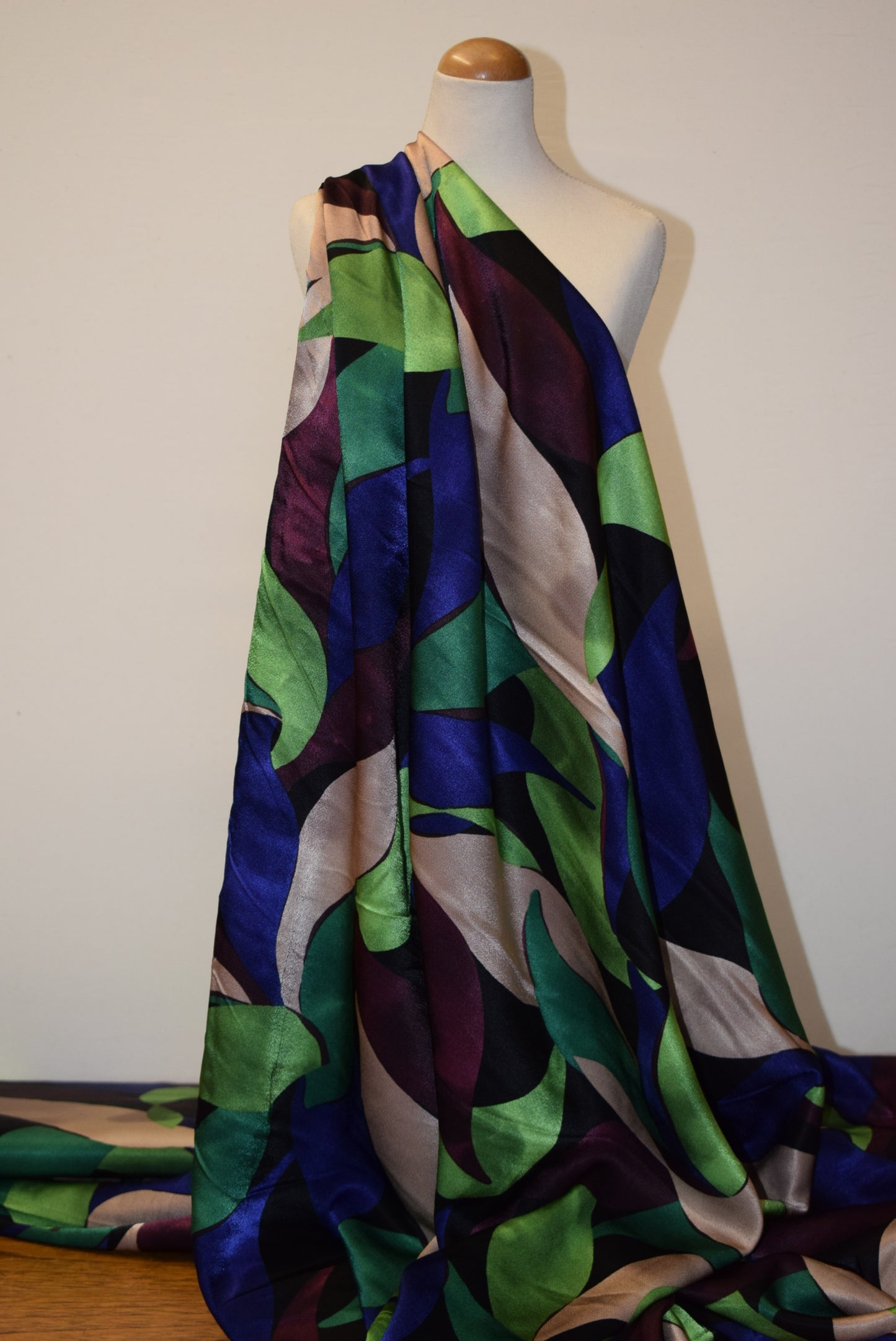 'Entwine' Satin Print
