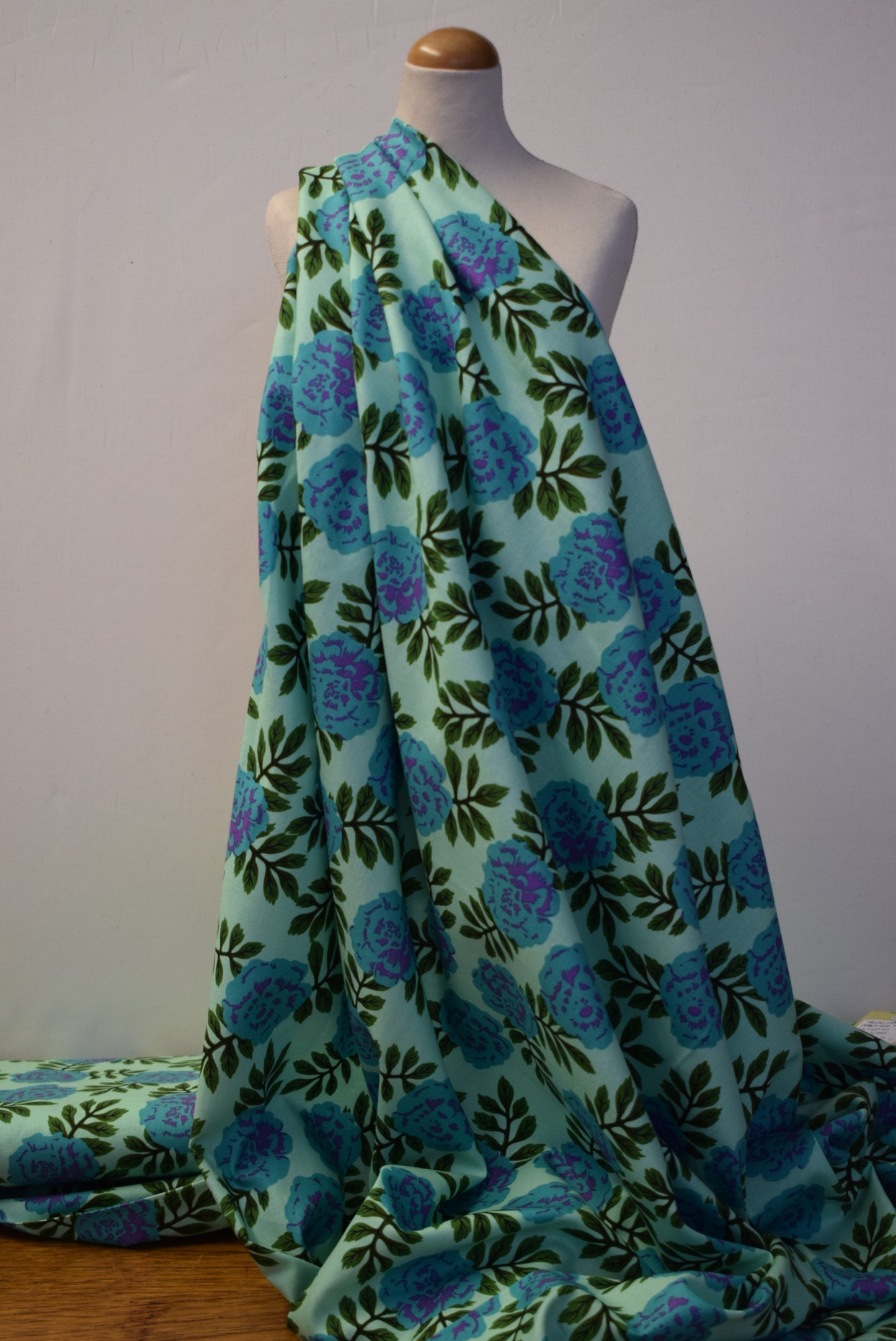 'Yesterday' Japanese Print Carnation - 2 colourways