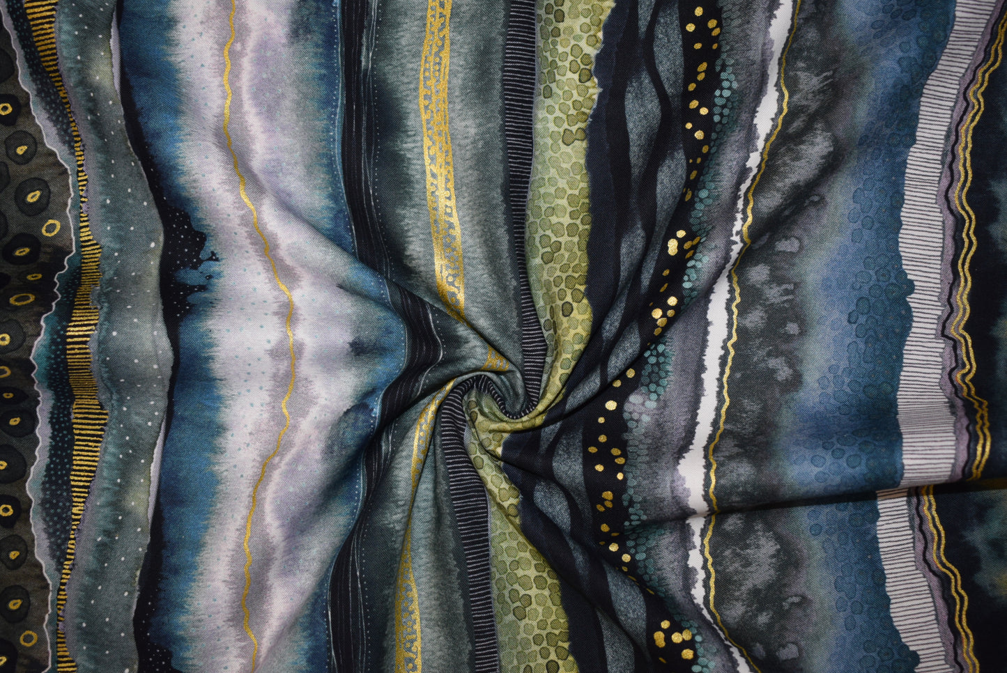 'Flora & Form' ' Labradorite'