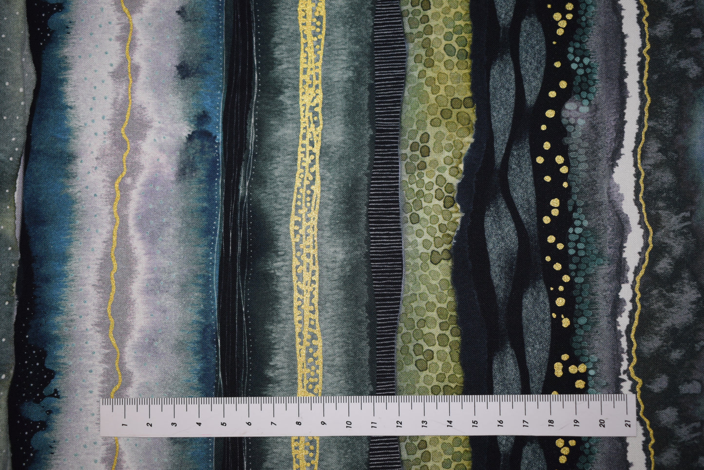 'Flora & Form' ' Labradorite'