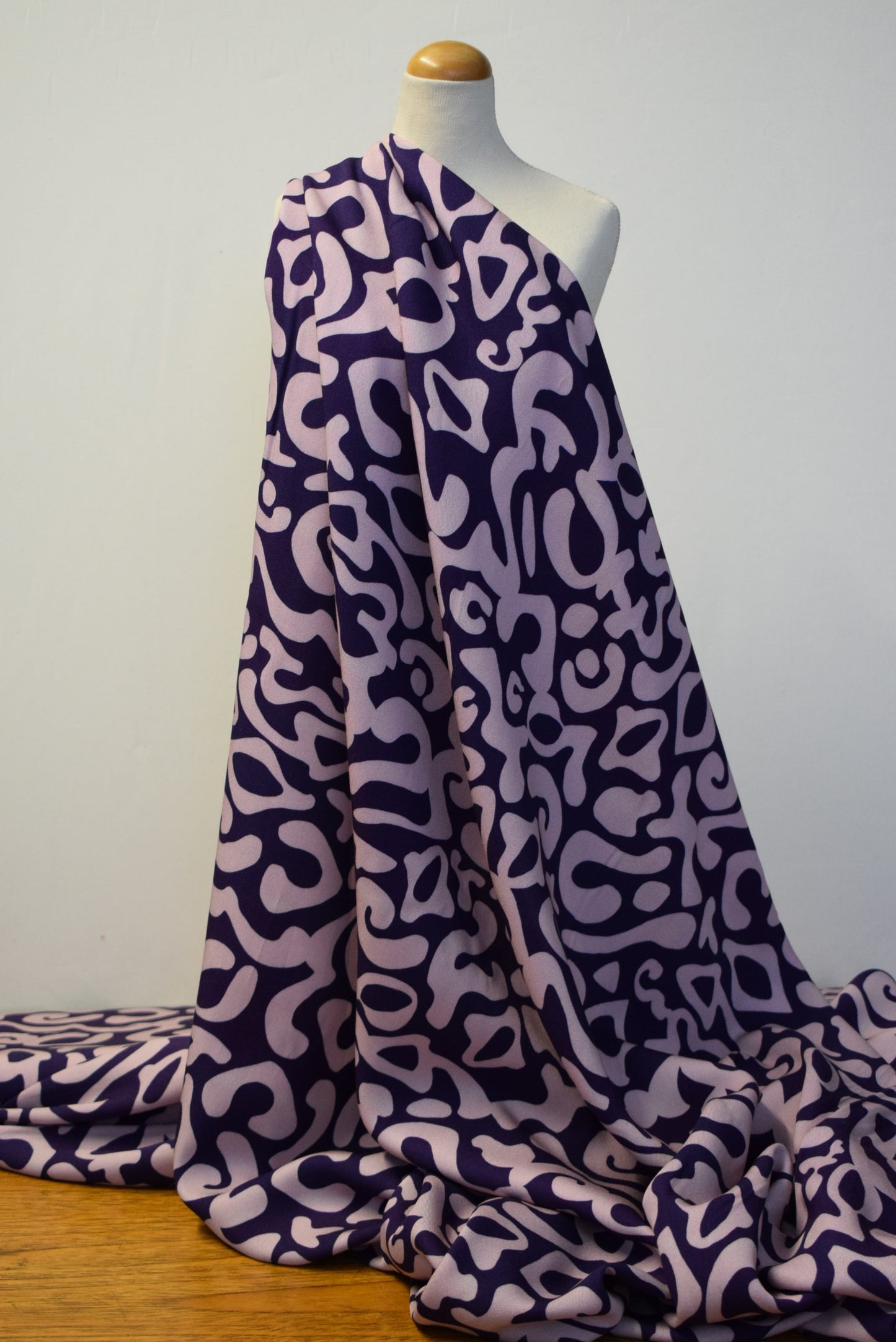 'Light & Lush' Collection - Purple Squiggle
