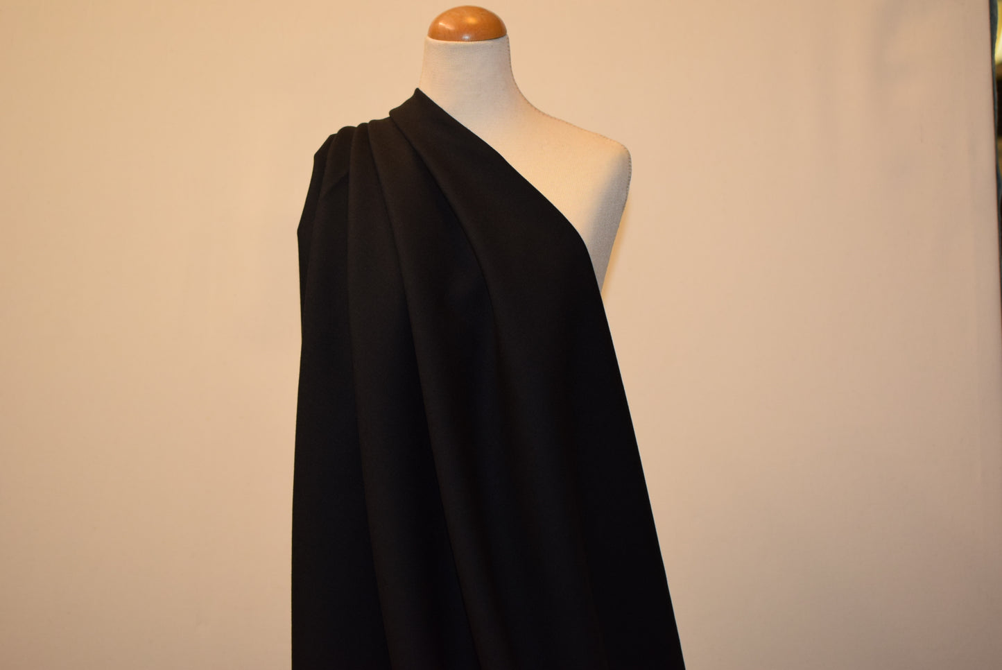 Black Merino 'Super100's' Wool