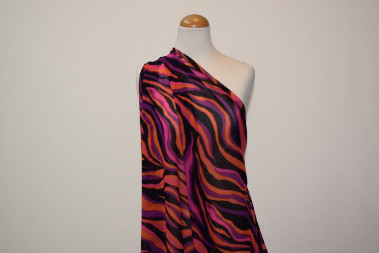 'Waves' Mesh Print