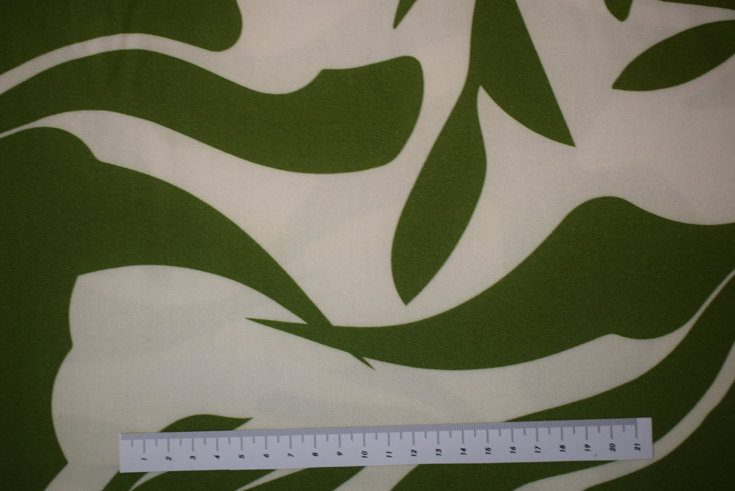 'Light & Lush' Collection 'Botanique - Moss