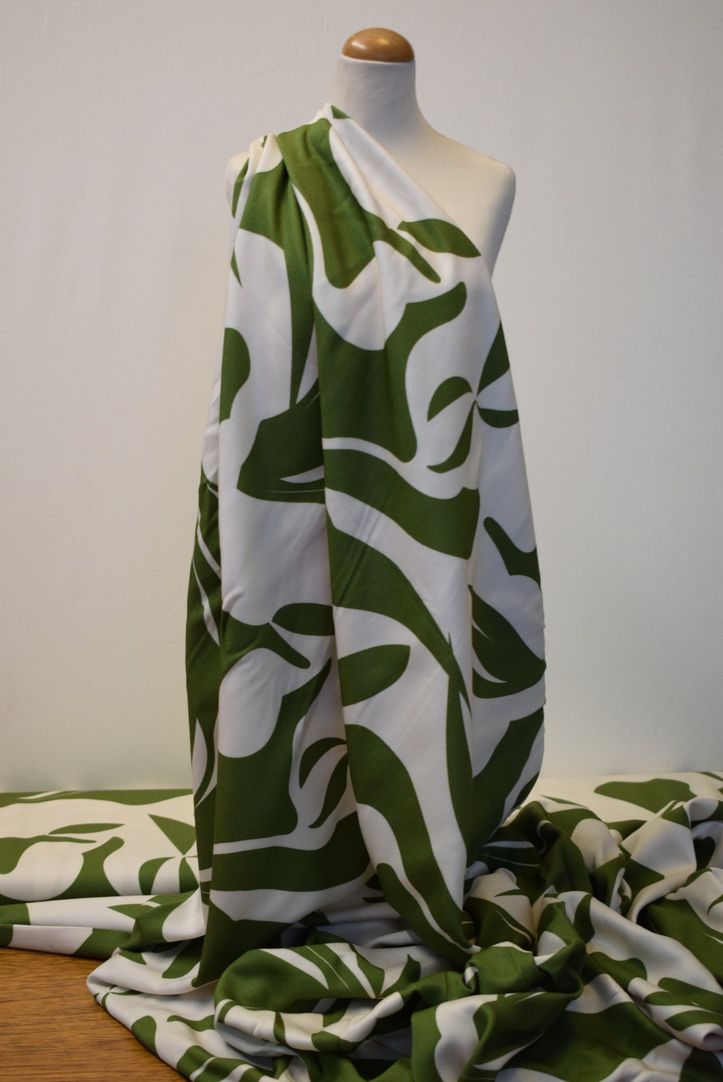 'Light & Lush' Collection 'Botanique - Moss