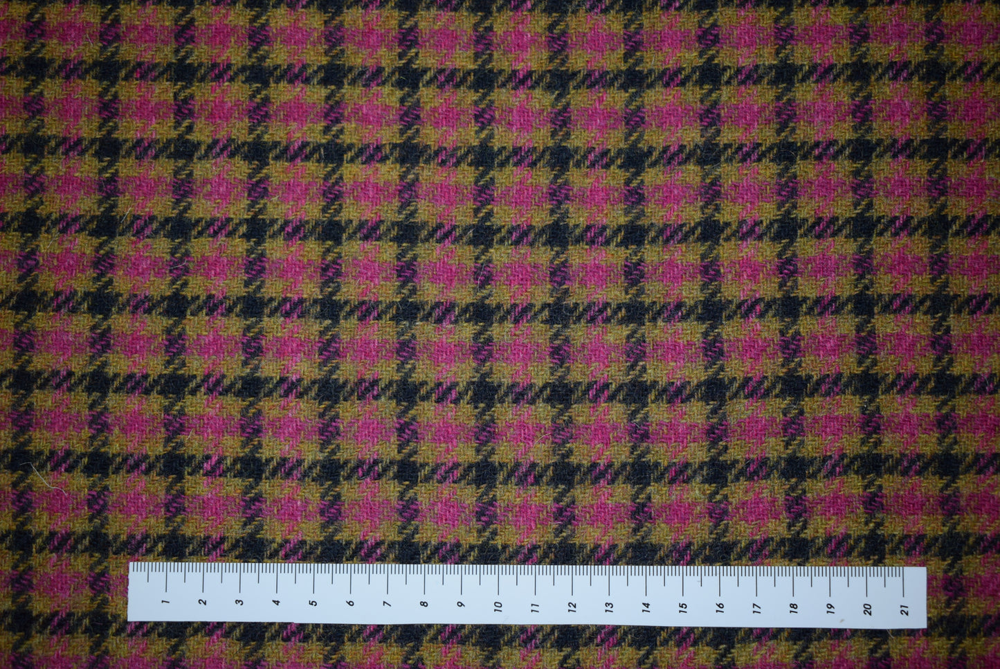 Cerise & tan Checked Tweed