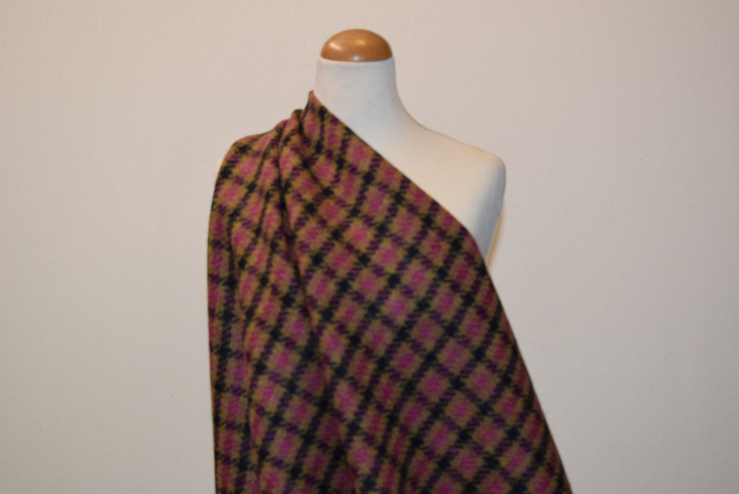 Cerise & tan Checked Tweed