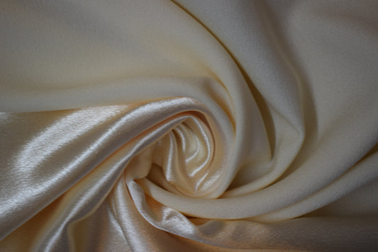 Satin Back Crépe - Cream