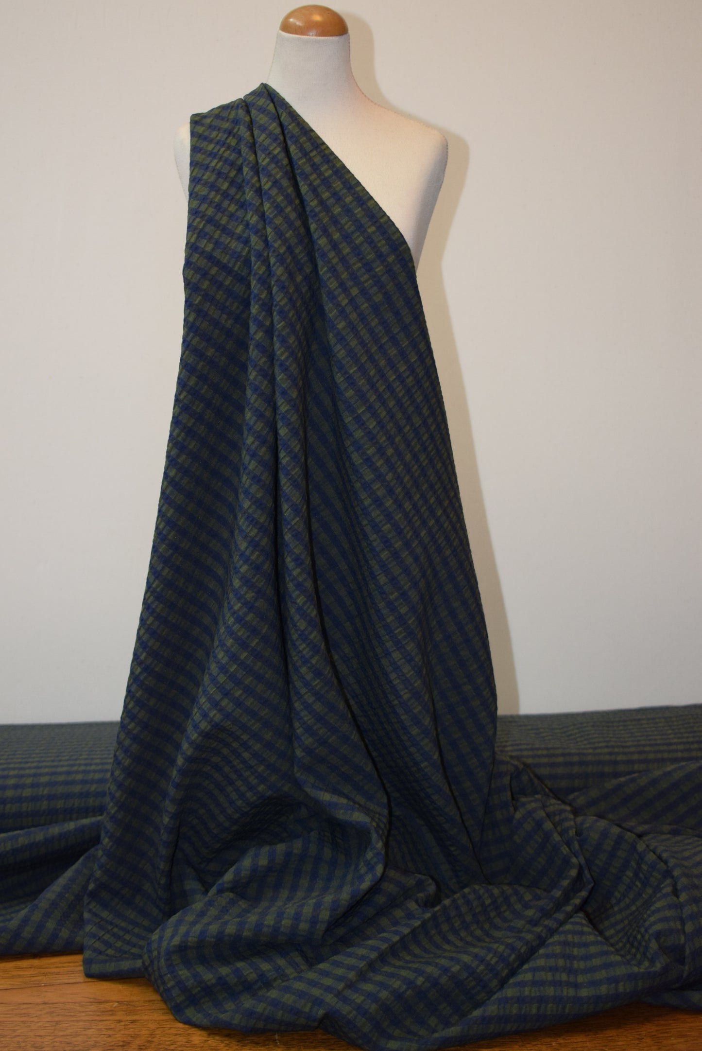 'Rowan' Seersucker - Moss & Navy (Fabric Godmother Collection)