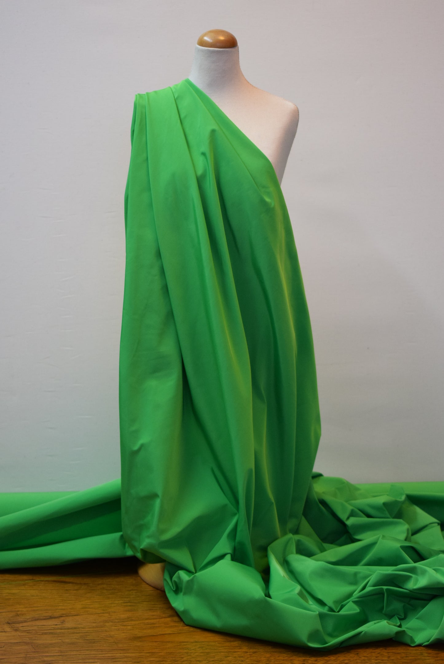 'Memory' Taffeta - Bright Green