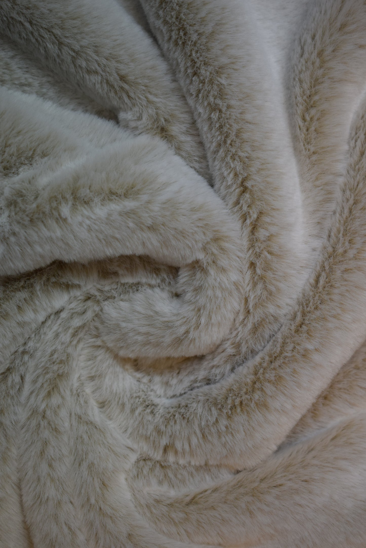 Plush Fur - Camel Frost
