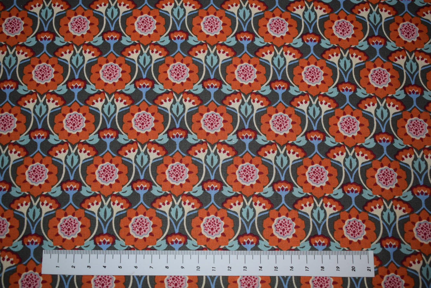 'Tudor Rose' printed lawn - orange