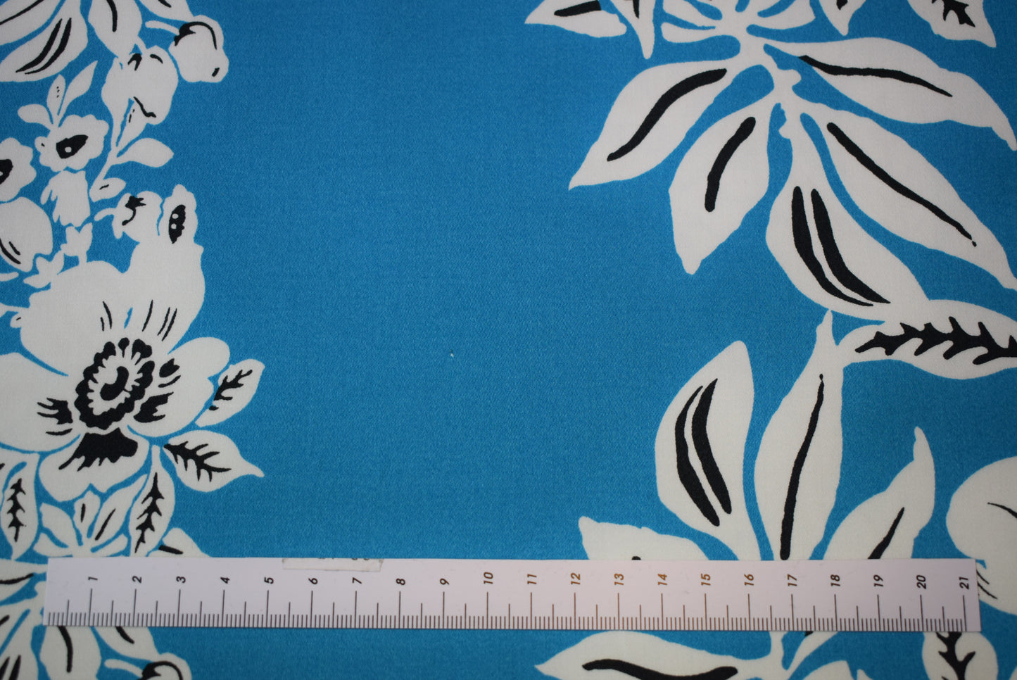 Hibiscus Stretch Sateen - Turquoise