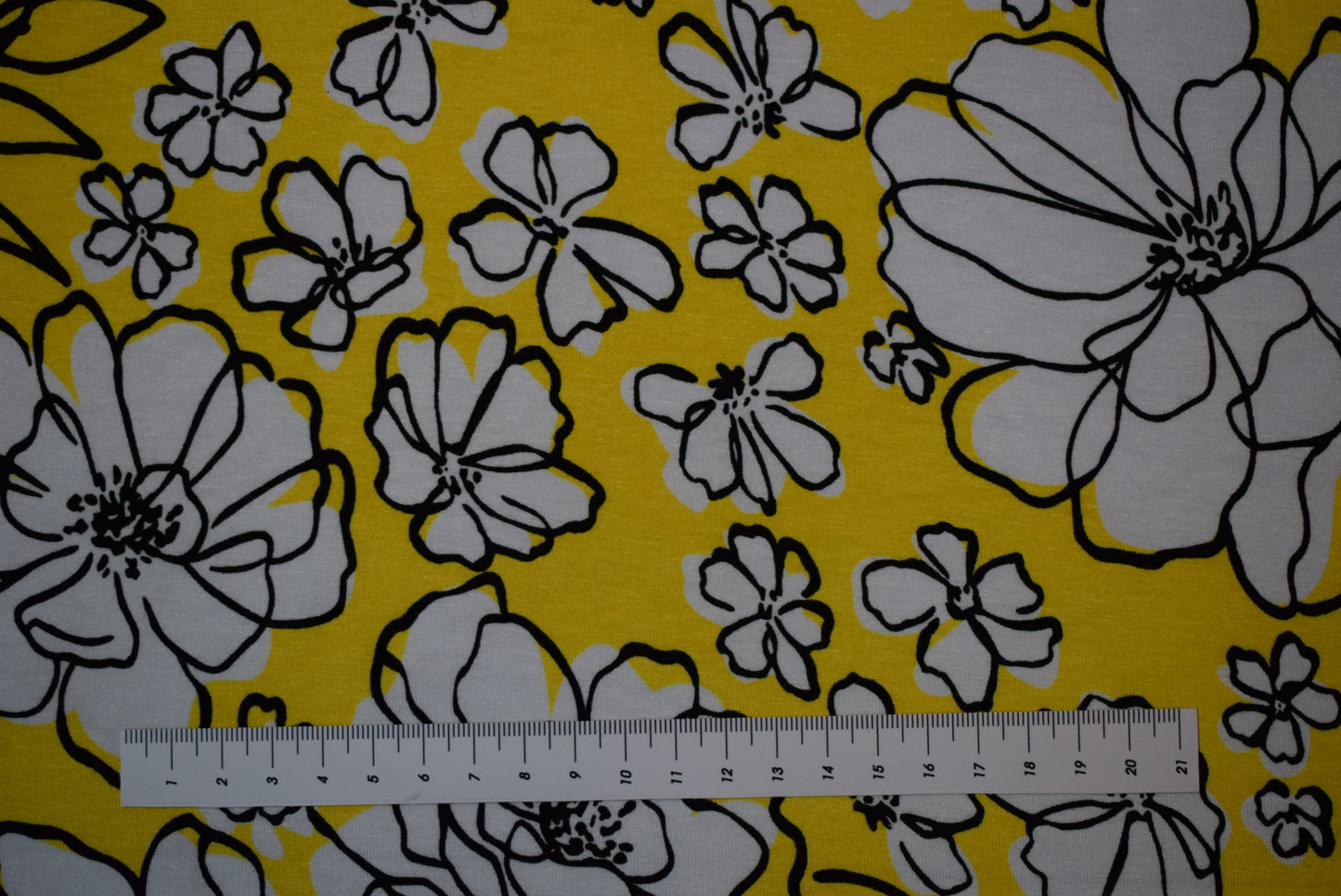 'Outline' Floral Jersey - Yellow