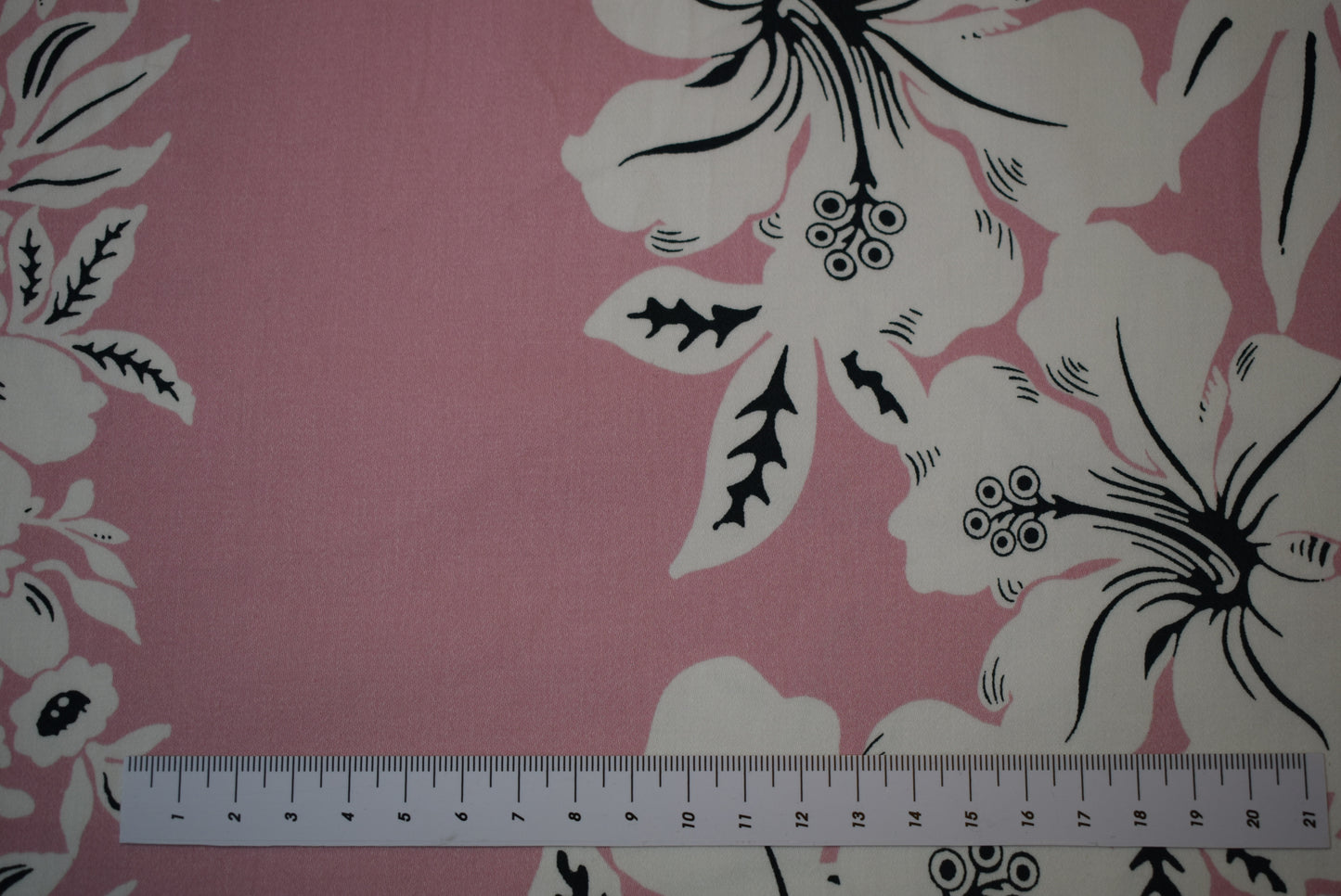 'Hibiscus' stretch sateen - pink